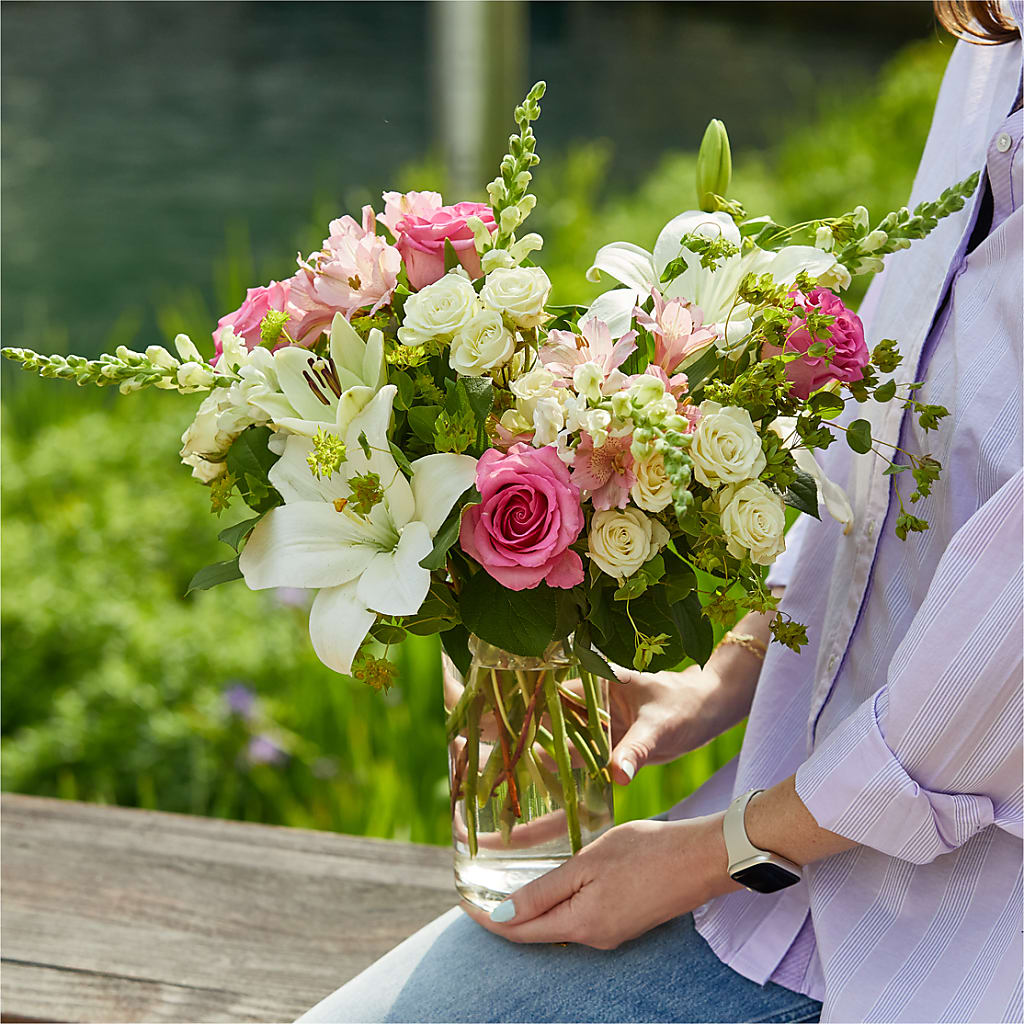 Fondly Bouquet –  House Of Blooms, Homer Glen IL